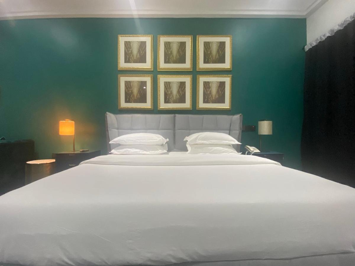 Muse Boutique Hotel Enugu Esterno foto